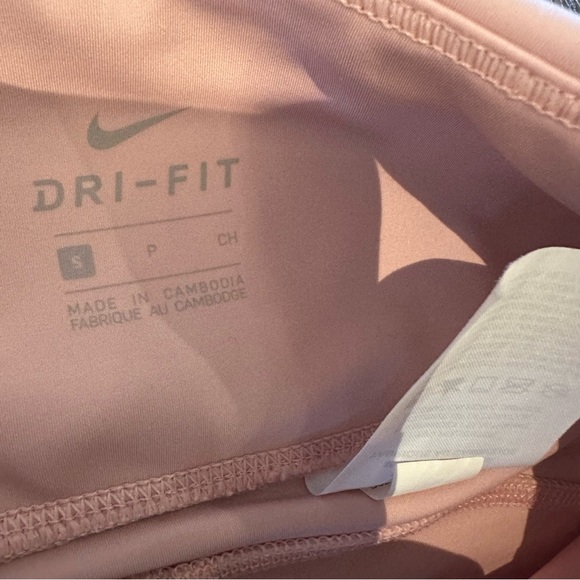 Nike Women’s Baby Pink Crop Leggings‎ Breathable Size S - Picture 4 of 8